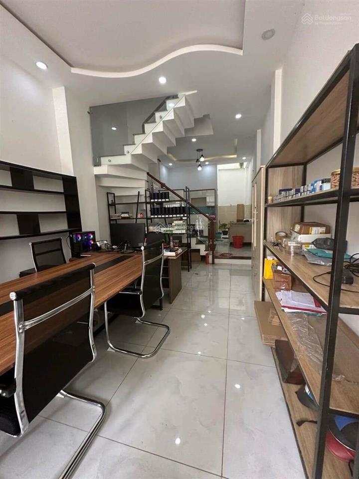 Nhà sát chợ đường, thạnh xuân, quận 12
hà huy giáp vào chỉ 50m