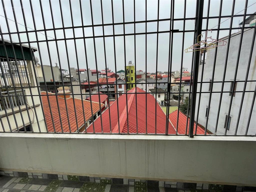 Cho thuê nhà nguyên căn 5 tầng 6pn, 4wc tại ngõ 341 ngách 367/68 xuân phương, 13,5 triệu, 4245m2.