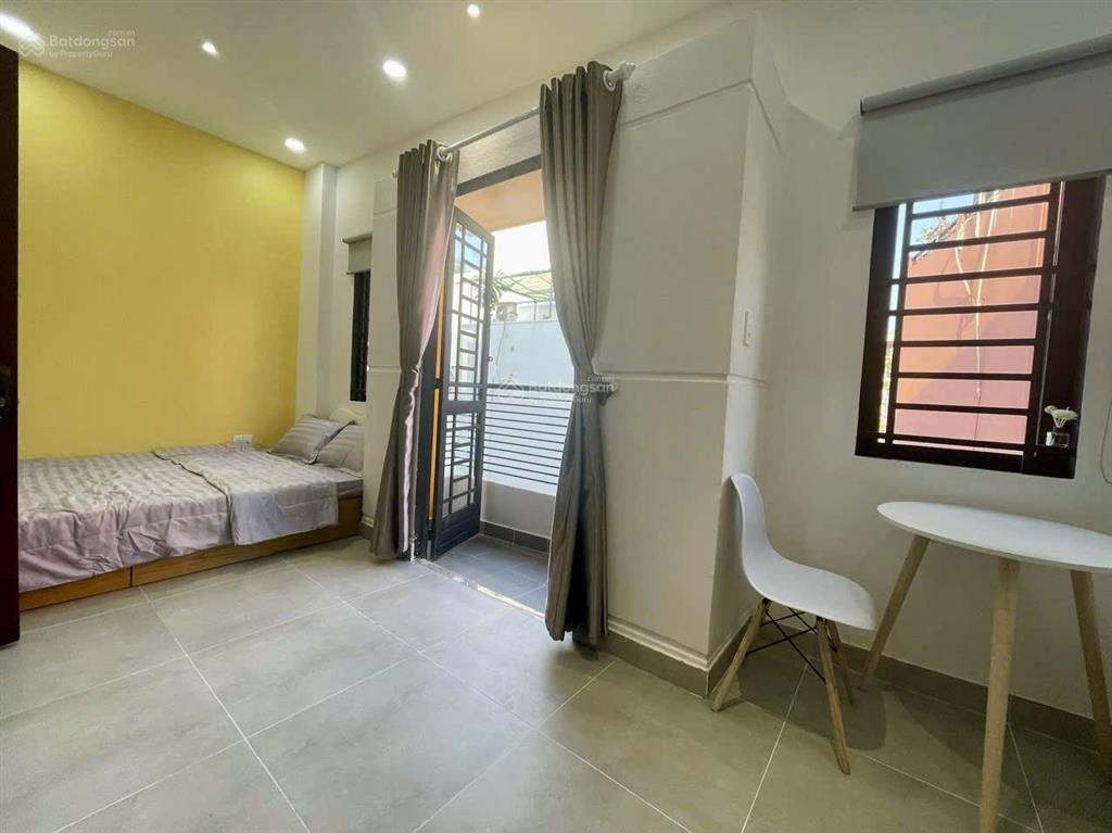 Studio ban công/cửa sổ ngay khu phan xích long  đầy đủ nội thất, mới đẹp