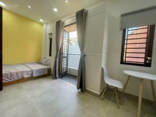Studio ban công/cửa sổ ngay khu phan xích long  đầy đủ nội thất, mới đẹp