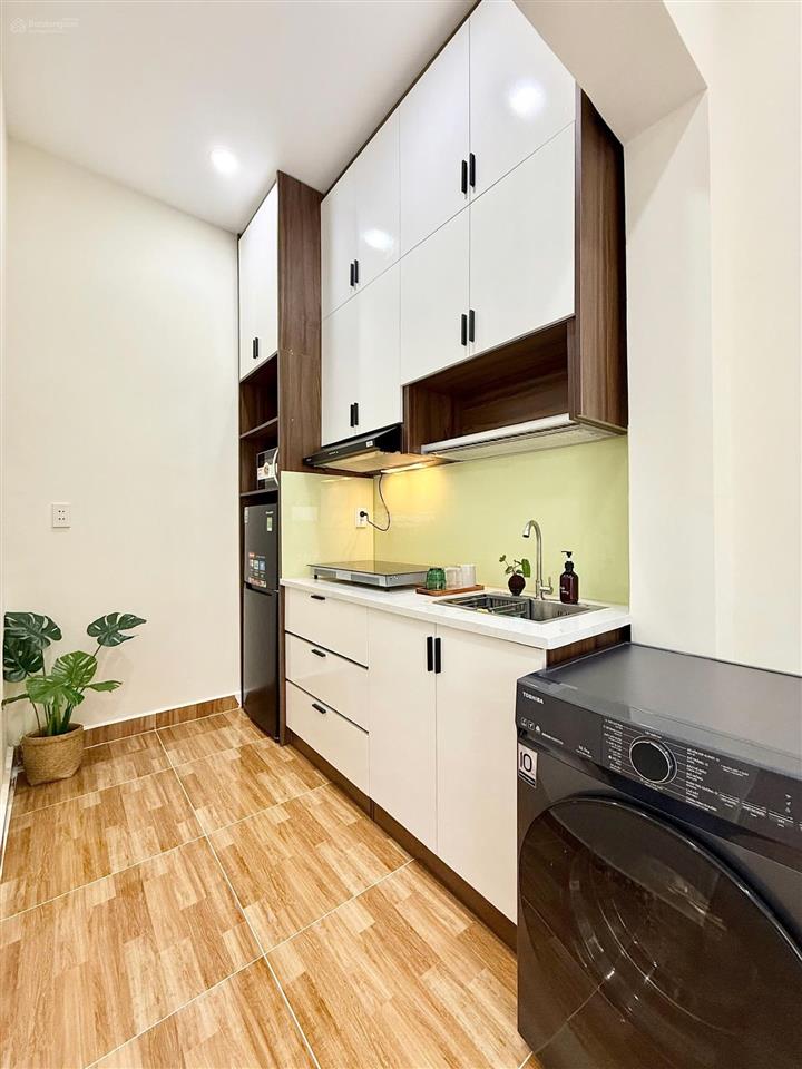 Cho thuê phòng có máy giặt riêng, tv  ngay đa kao, quận 1  có nhận ngắn hạn, dọn phòng