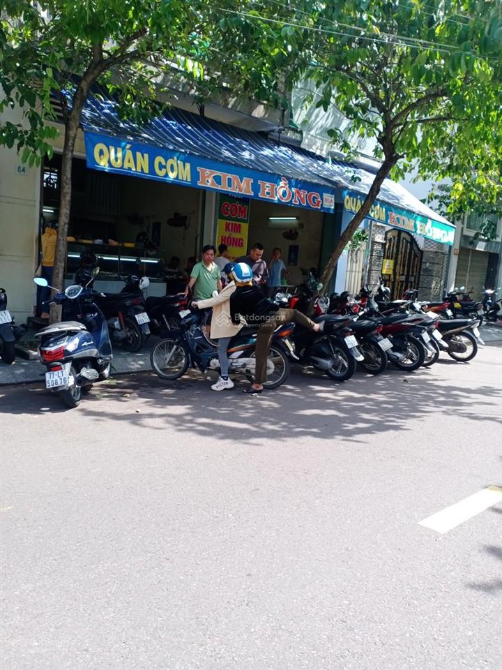 Bán nhà mặt phố 64, trần cao vân, 21 tỷ, 195m2, 6pn, pháp lý đầy đủ