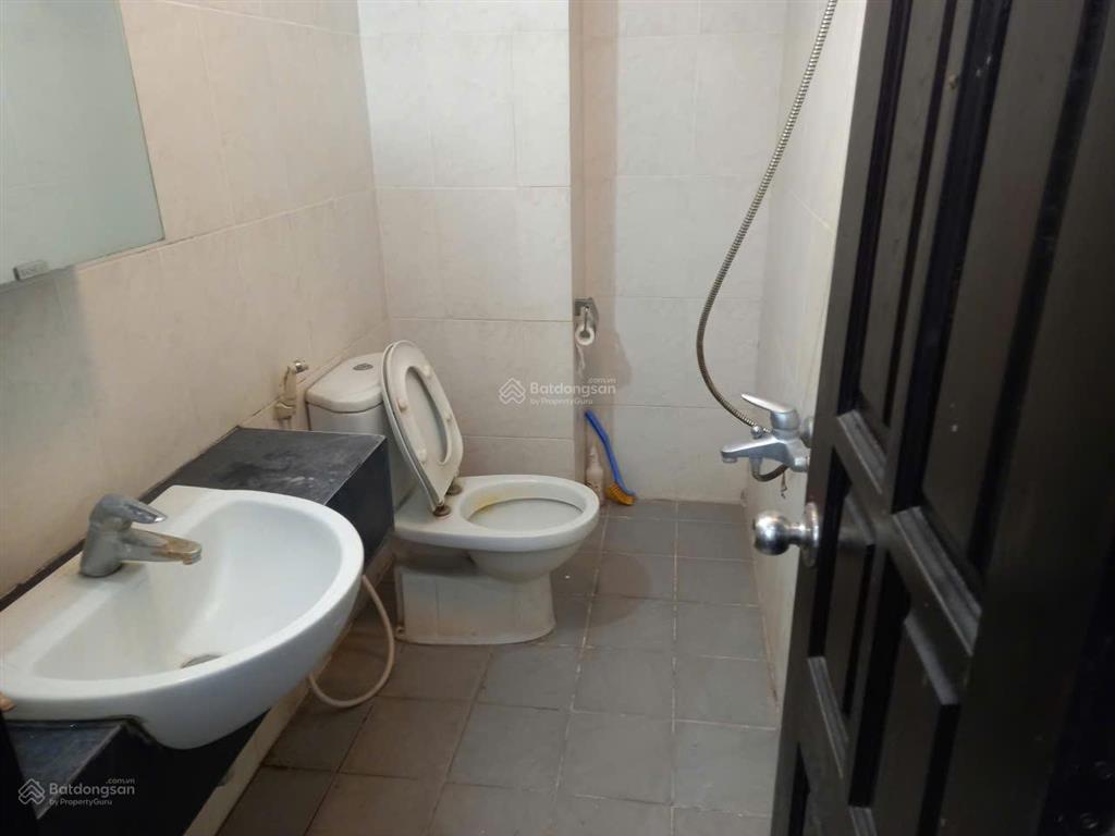 Cho thuê cc 81m2 giá cực chất 10 triệu tại khu đô thị nam thăng long  ciputra, tây hồ