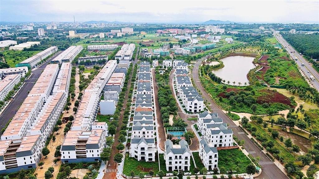Giá tốt! nhà phố view trường học kđt ecocity giá chỉ 6.x tỷ