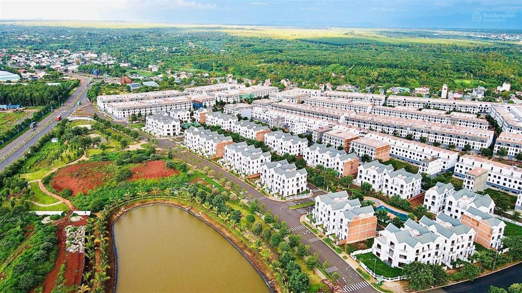 Giá tốt! nhà phố view trường học kđt ecocity giá chỉ 6.x tỷ
