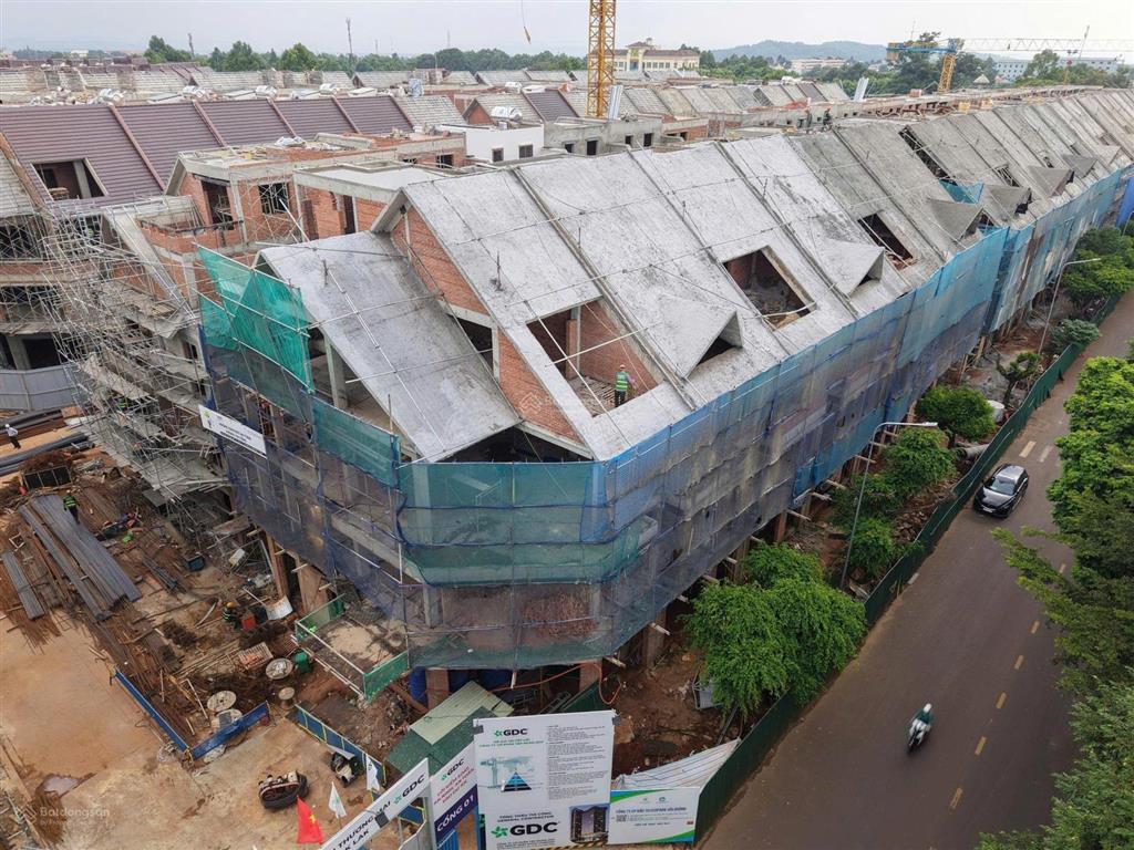 Liền kề đường thổ cẩm dự án eco palace giá đầu tư, 116m2 view chung cư và tttm. chỉ 4.3 tỷ