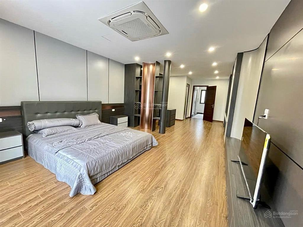 Bán nhà láng hạ, ngõ thông, gần ô tô tránh, nhà đẹp, thoáng trước sau, ở ngay, 44m2*5t