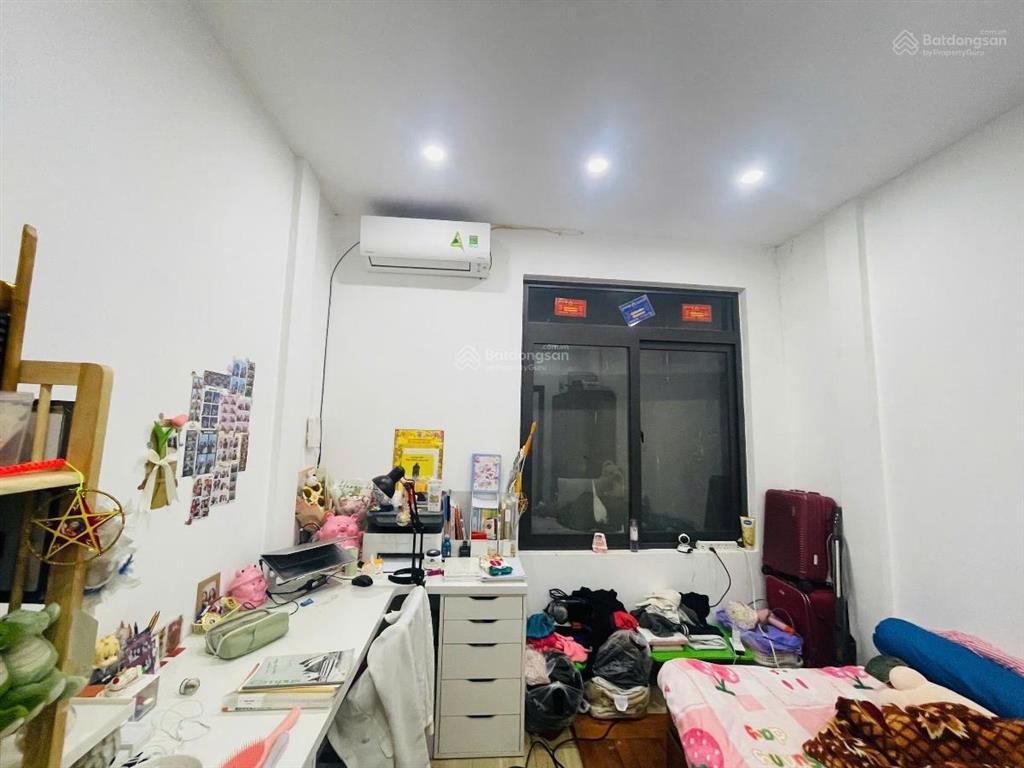 Cần bán nhà đẹp phố vũ thạnh, gần phố , ga tàu điện, trường chợ,39m2x5 tầng, 4 phòng ngủ!!
