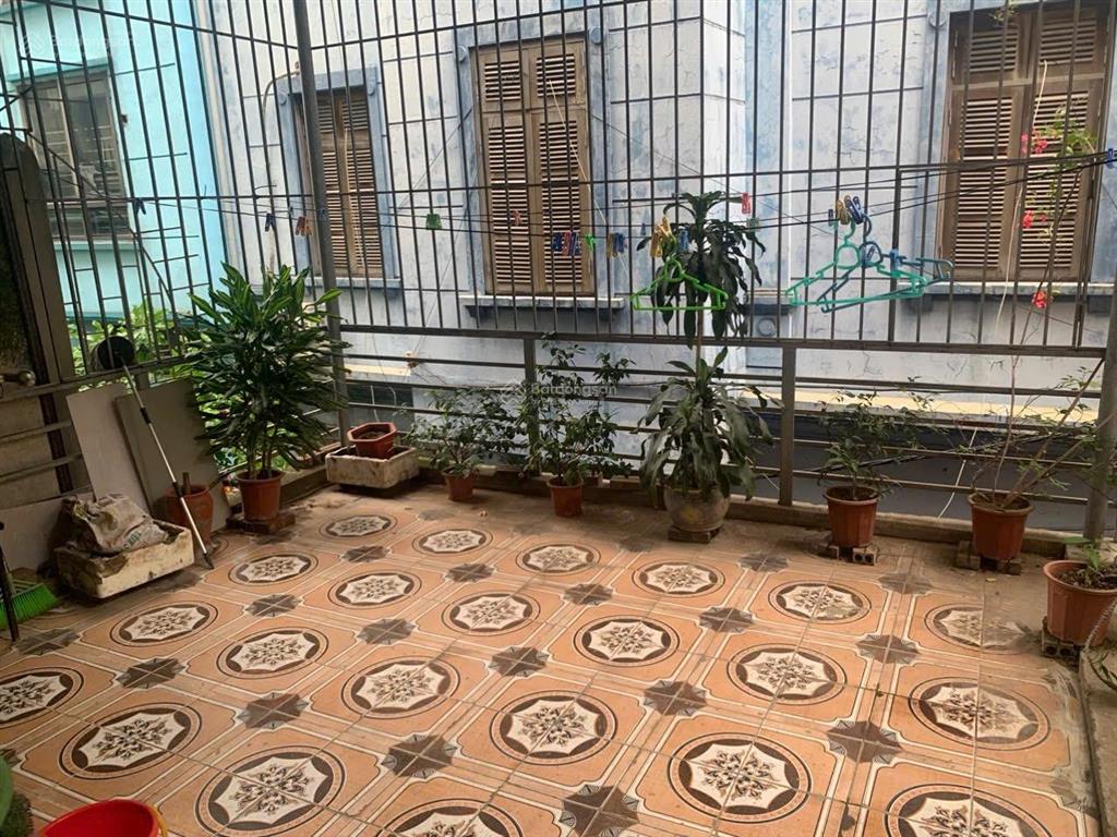 Cho thuê phòng 40m2 ngõ 387 vũ tông phan , gần nhiều trường đại học, chung cư , đường lớn giá 3.5tr