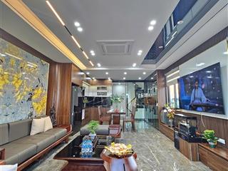 Lô góc phố láng hạ gần rạp quốc gia, ngõ nông, gần phố, ngõ thông, kinh doanh thoáng sáng, 38m2x5t