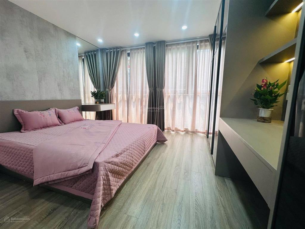 Lô góc phố láng hạ gần rạp quốc gia, ngõ nông, gần phố, ngõ thông, kinh doanh thoáng sáng, 38m2x5t