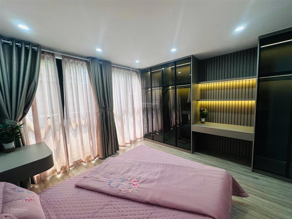 Lô góc phố láng hạ gần rạp quốc gia, ngõ nông, gần phố, ngõ thông, kinh doanh thoáng sáng, 38m2x5t