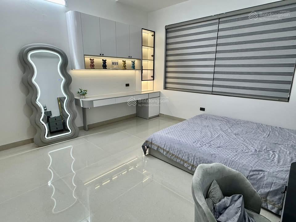 Nhà trường chinh, ngõ ô tô vào, kinh doanh, thông thoáng, tiện nghi, 2 thoáng, ở sướng 39m2*5t