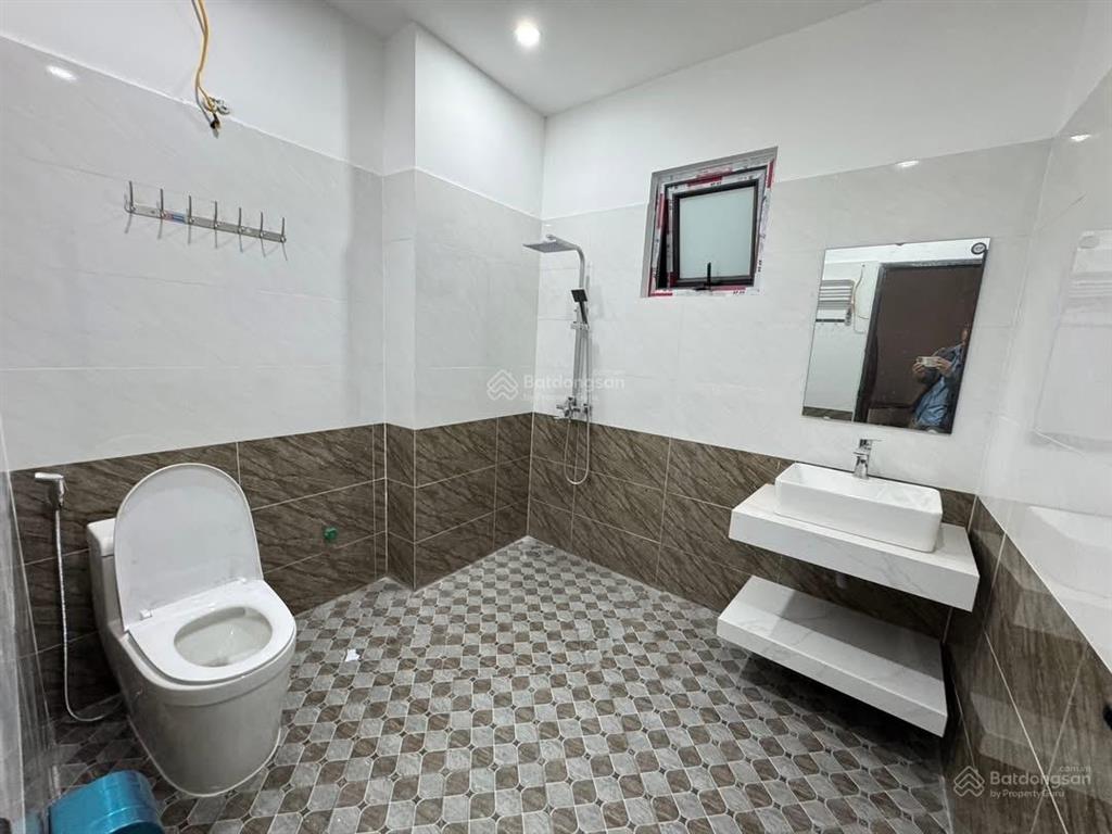 Cần bán nhà đẹp phố cát linh, ngõ nông, gần phố, gần đường tàu điện trên cao, giá hợp lý, 42m2x5t