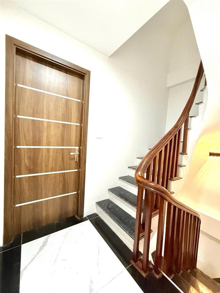 Bán gấp nhà phố trần quang diệu, ngõ nông gần phố, gần vườn hoa, trường học, nhà đẹp ở ngay 36m2x5t