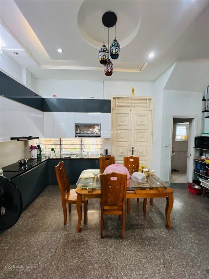 9 tỷ phân lô huỳnh thúc kháng, ô tô tránh, 2 thoáng, kd vỉa hè, dân xây full nt, sđcc, ko quy hoạch