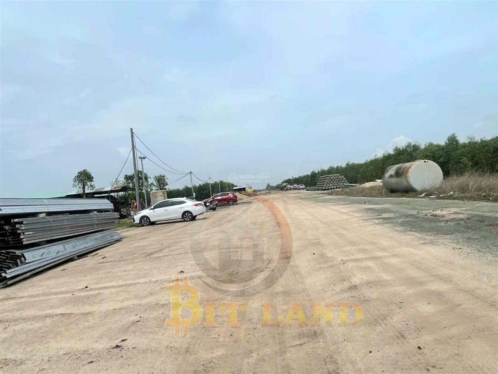 Cho thuê nhà xưởng 5000m2 tại long thành đồng nai giá 300tr