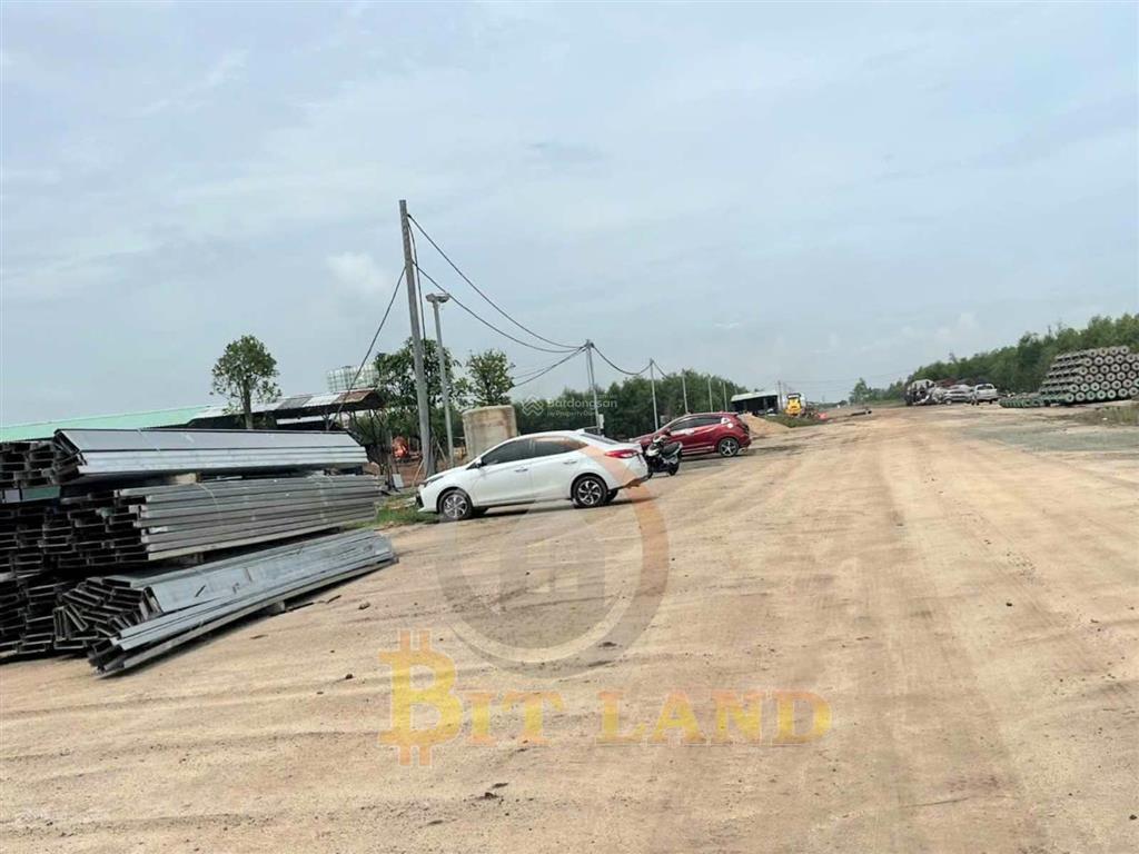 Cho thuê nhà xưởng 5000m2 tại long thành đồng nai giá 300tr