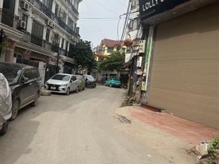 Hàng hiếm mỹ đình nhà 5 tầng 40m, ô tô đỗ, tặng full nội thất, giá sốc 8.99 tỷ