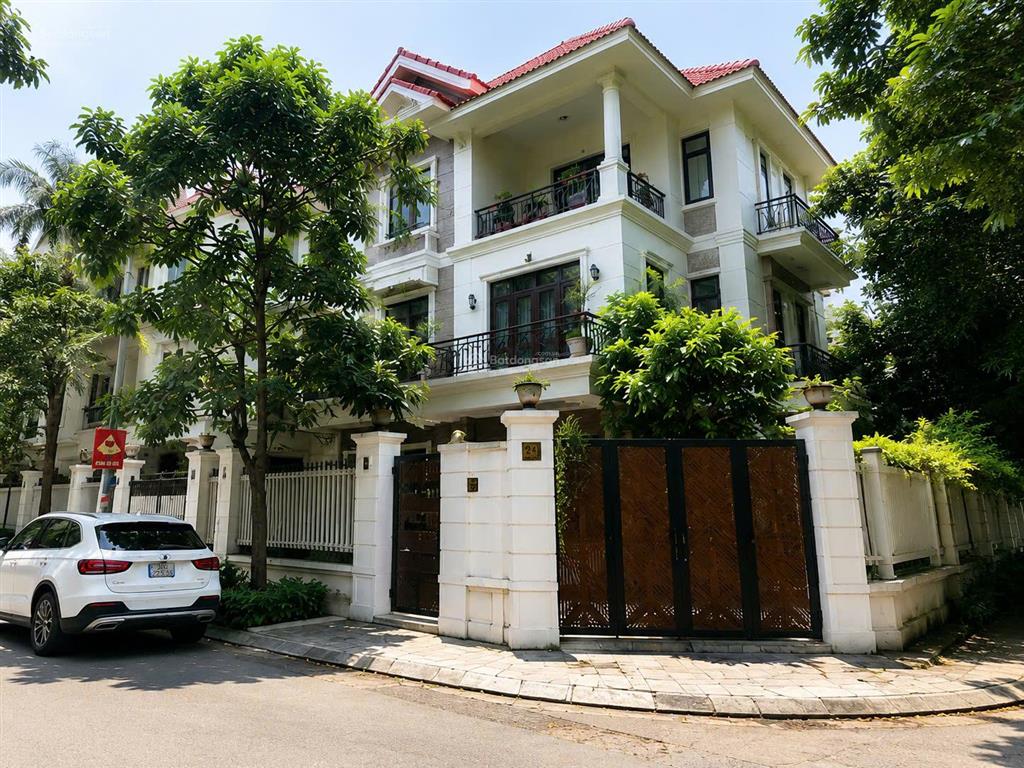 Bán biệt thự nghĩa đô  cầu giấy 126m2  3 tầng  giá 29.6 tỷ, 0888 588 ***