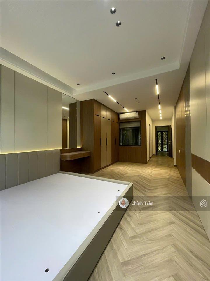 Cc bán gấp nhà mặt phố phân lô vỉa hè ô tô tránh kinh doanh giá đầu tư 50m 6 tầng tm giá 17 tỷ tl
