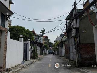 Bán gấp đất mặt phố mai phúc diện tích lớn, mặt tiền lớn . quy hoạch phố 13,5m. 196 triệu/m