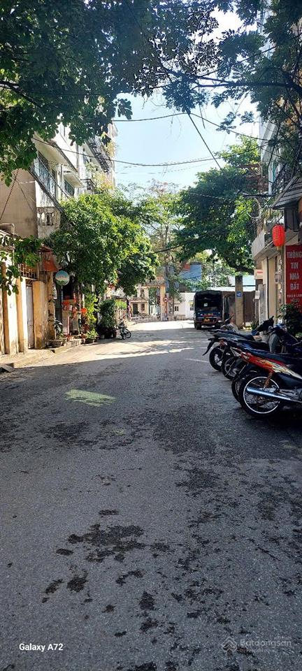 Bán nhà đức giang long biên 94m mt 5.7m phân lô ô tô tránh kinh doanh.16.9 tỷ thương lượng