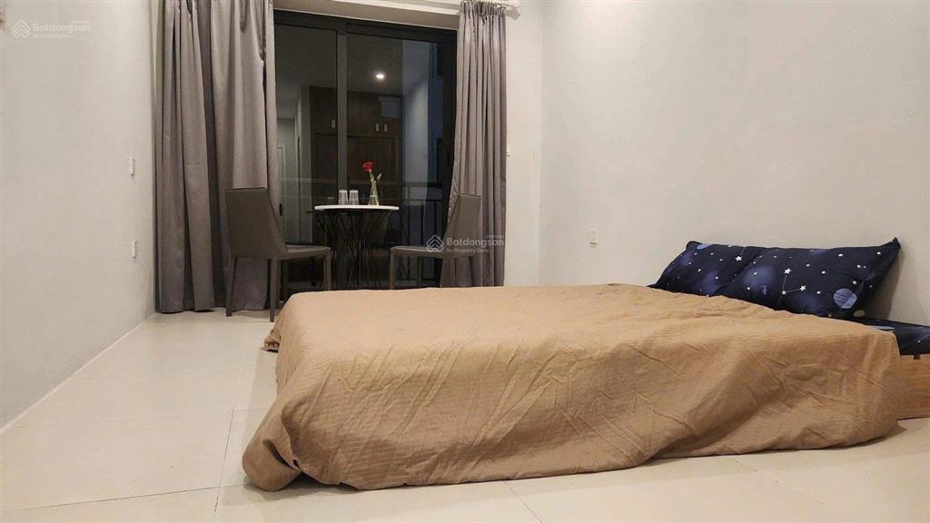 Bán nhà mặt phố mai phúc 178m 6 tầng 60 tỷ thương lượng nhẹ