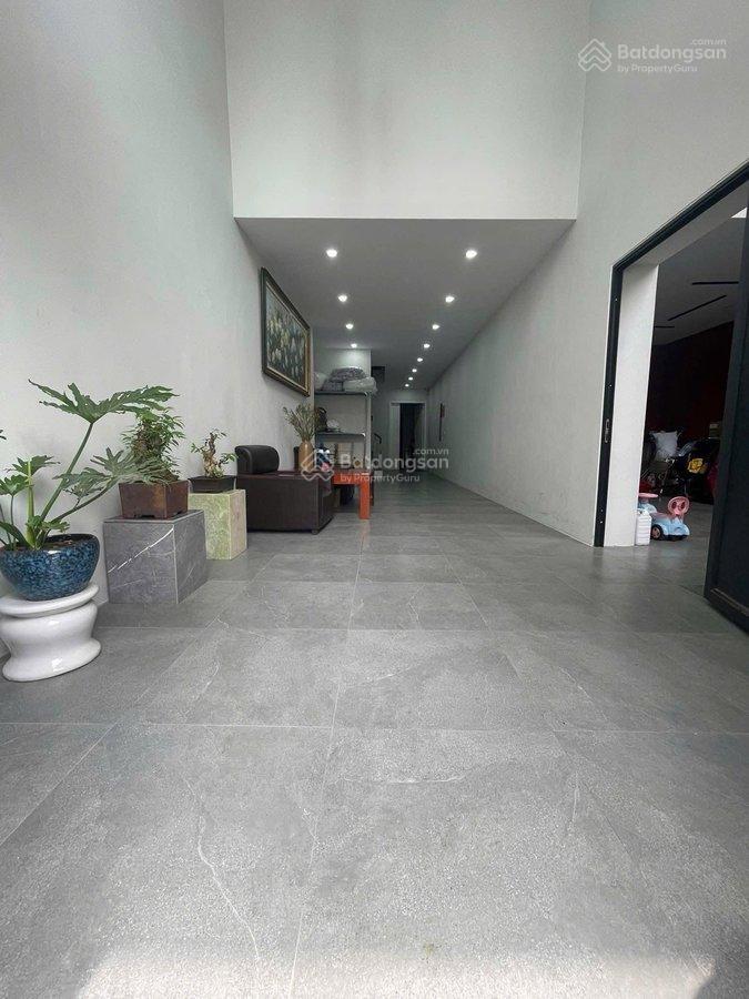 Bán nhà mặt phố mai phúc 178m 6 tầng 60 tỷ thương lượng nhẹ
