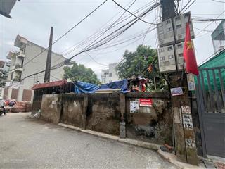Cc gửi bán lô đất đẹp mặt ngõ ô tô kinh doanh full thổ cư giá chỉ 85 triệu/m2 thương lượng