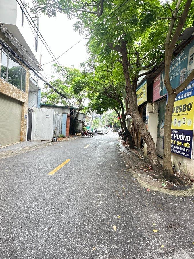 Bán nhà phố tư đình long biên 45m2 4 tầng mặt tiền hơn 5m ô tô đỗ cửa vào nhà giá nhỉnh 7 tỷ