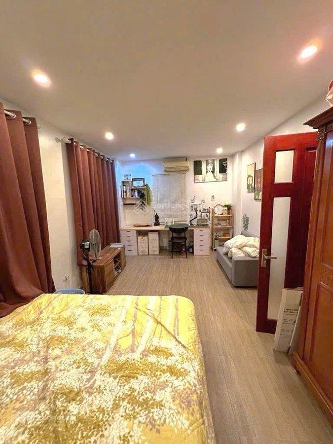 Bán nhà bát khối mặt ngõ ô tô tránh kinh doanh...38m 4 tầng full nội thất nhỉnh 8 tỷ..