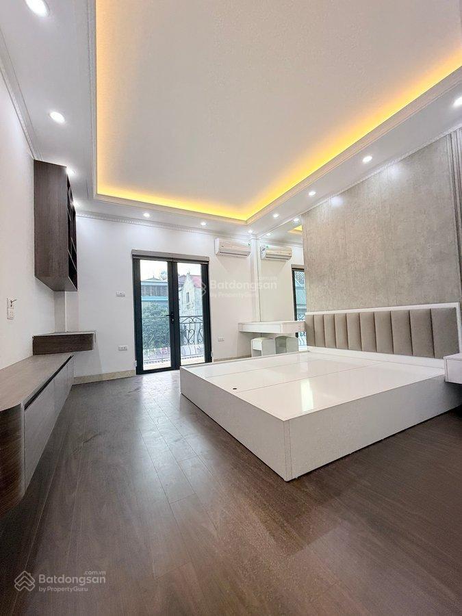 Bán nhà phố thanh am 56m 5 tầng mặt tiền gần 4m full nooij thất có gara ô tô 8,15 tỷ thương lượng