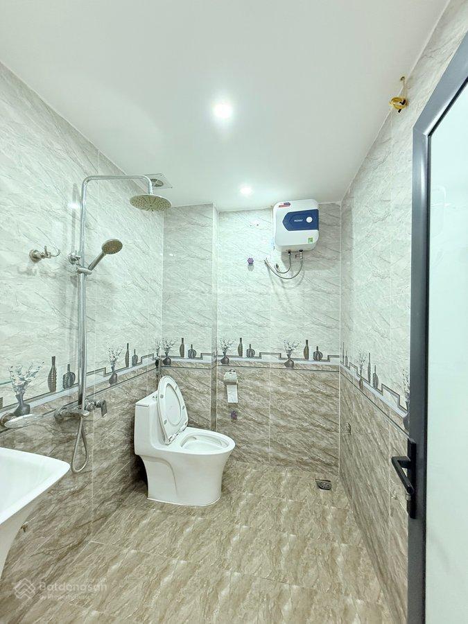 Bán nhà phố thanh am 56m 5 tầng mặt tiền gần 4m full nooij thất có gara ô tô 8,15 tỷ thương lượng