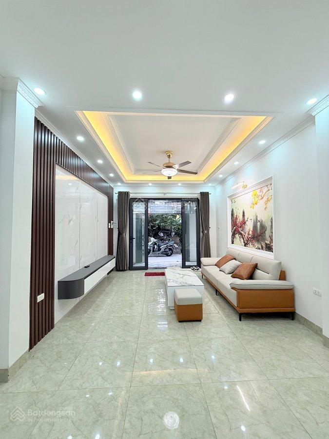 Bán nhà phố thanh am 56m 5 tầng mặt tiền gần 4m full nooij thất có gara ô tô 8,15 tỷ thương lượng
