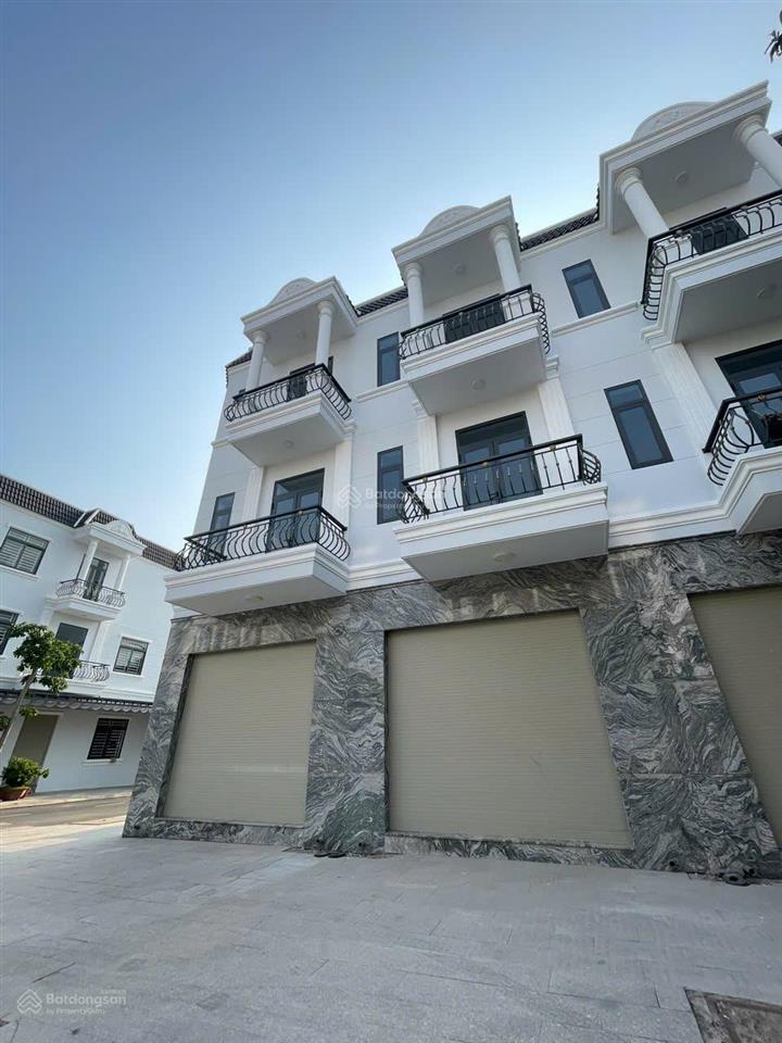 Nhà phố trung tâm  chỉ từ 5% sở hữu ngay