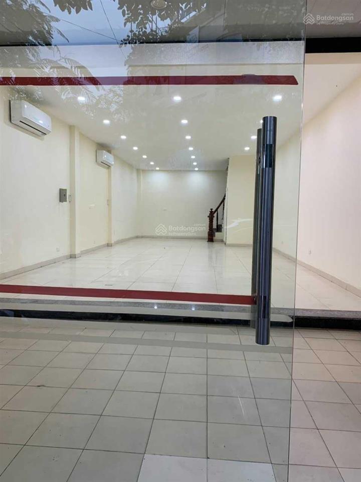 Cho thuê nhà ngõ 176 mai dịch  cầu giấy  hà nội, dt 70m2x5 tầng, ô tô đỗ cửa, mới đẹp làm vp, ở