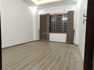 Cho thuê nhà phố nguyễn khang, dt 50m2 x 4 tầng, mới đẹp, giá 20 triệu/tháng