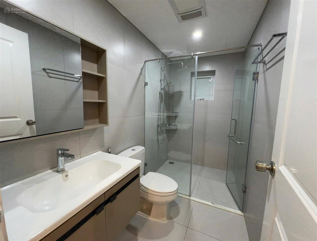 Cho thuê nhà riêng 50m2 x 4 tầng, 4pn ngủ tại ngụy như kon tum, giá 18 triệu/tháng, có chỗ để ô tô