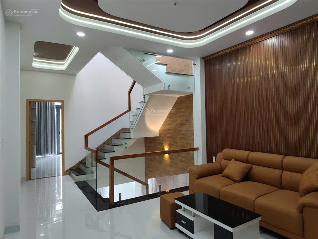 Cần bán nhà mới xây dựng ngay tại kđt sầm uất p. đông hoà, tp.hcm 104m2 7ty850