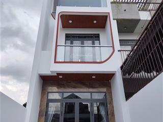 Cần bán nhà mới xây dựng ngay tại kđt sầm uất p. đông hoà, tp.hcm 104m2 7ty850