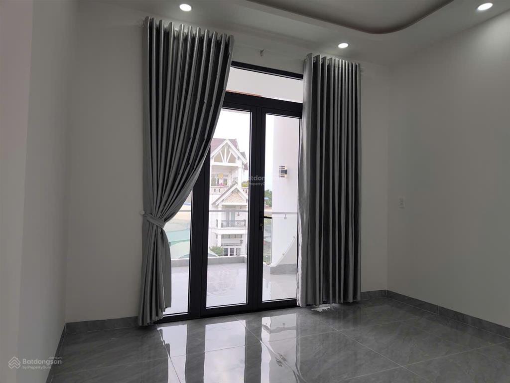 Cần bán nhà mới xây dựng ngay tại kđt sầm uất p. đông hoà, tp.hcm 104m2 7ty850