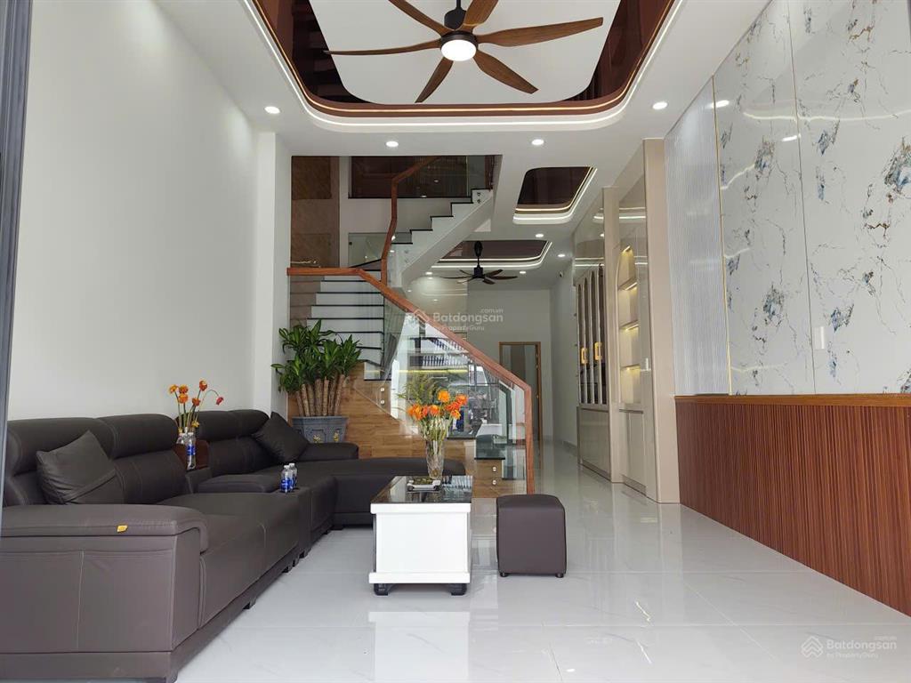 Cần bán nhà mới xây dựng ngay tại kđt sầm uất p. đông hoà, tp.hcm 104m2 7ty850