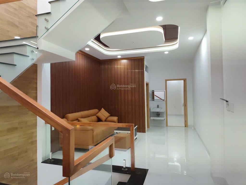 Cần bán nhà mới xây dựng ngay tại kđt sầm uất p. đông hoà, tp.hcm 104m2 7ty850