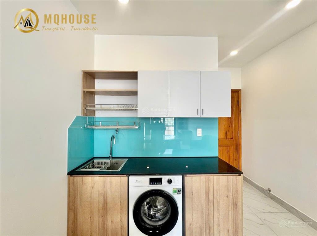 Cho thuê căn hộ full nội thất ban công view thành phố ngay phan đăng lưu, phan xích long