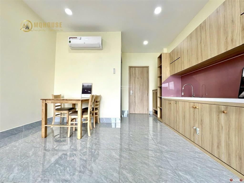 Căn hộ siêu thoáng rộng 40m2 có thang máy bãi xe oto. nằm gần công viên hoàng văn thụ