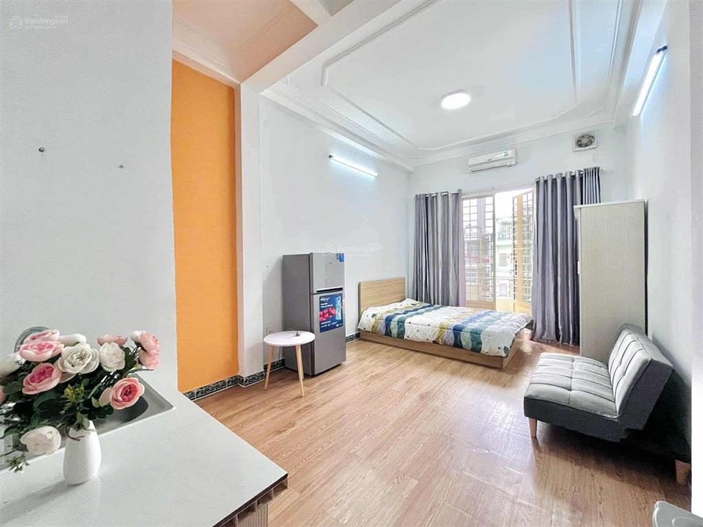 Cho thuê cc mini 5,3 triệu, 35m2 tại phan xích long, p2, phú nhuận ban công full nội thất