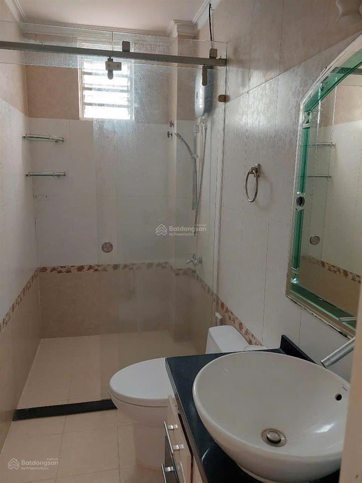 Căn hộ tầm giá 1pn full nội thất ban công mgr thoáng mát lối đi riêng rộng 40m2 ngay quận 1
