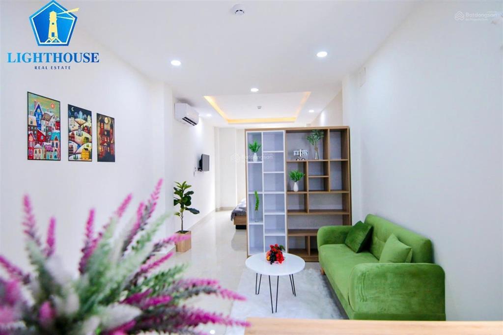 Căn hộ cao cấp 40m2 dạng vách ngăn, full nội thất có thang máy hầm xe, ngay ngã tư phú nhuận