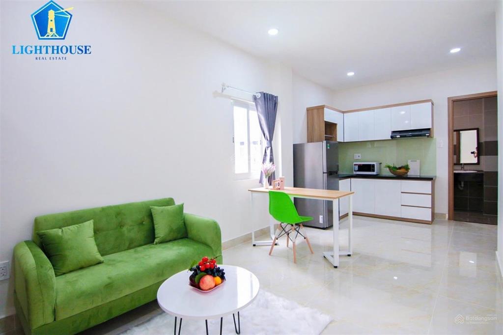Căn hộ cao cấp 40m2 dạng vách ngăn, full nội thất có thang máy hầm xe, ngay ngã tư phú nhuận